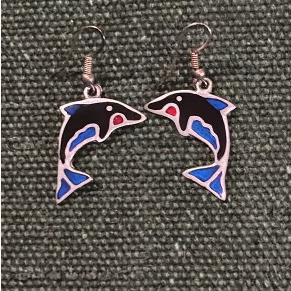 Vtg Taxco Mexico Turquoise Onyx Inlay stamped killer whale Earrings - Picture 1 of 2